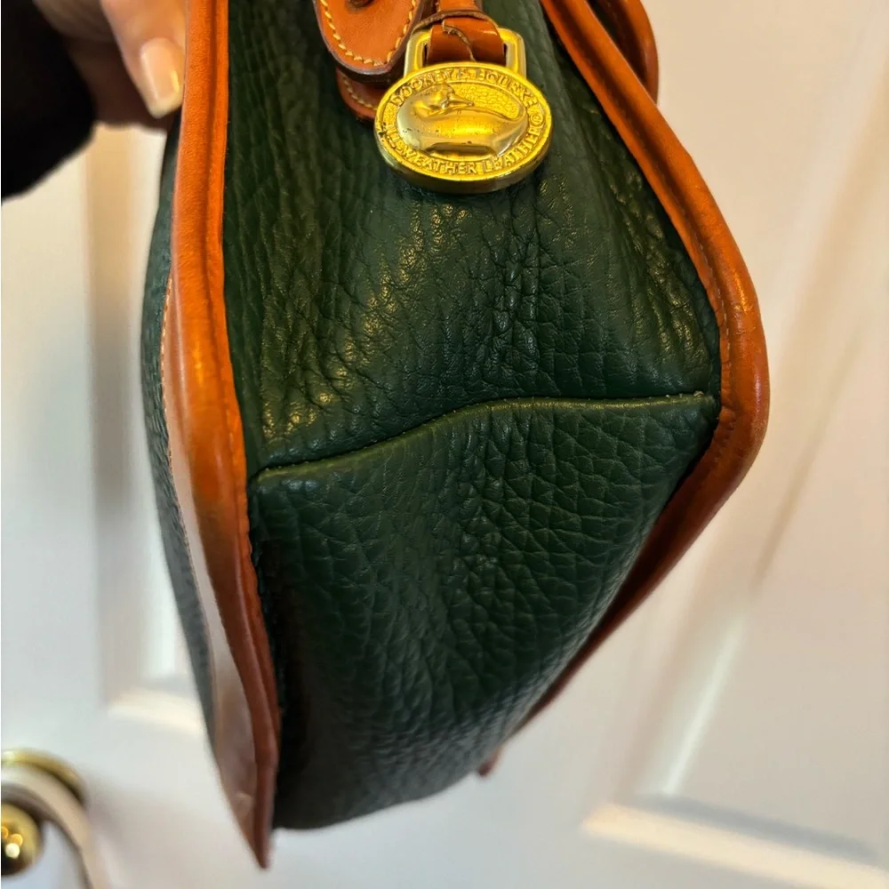Dooney & Bourke VINTAGE AWL Surrey Green & Tan Leather Crossbody MADE IN USA EUC - Picture 8 of 16